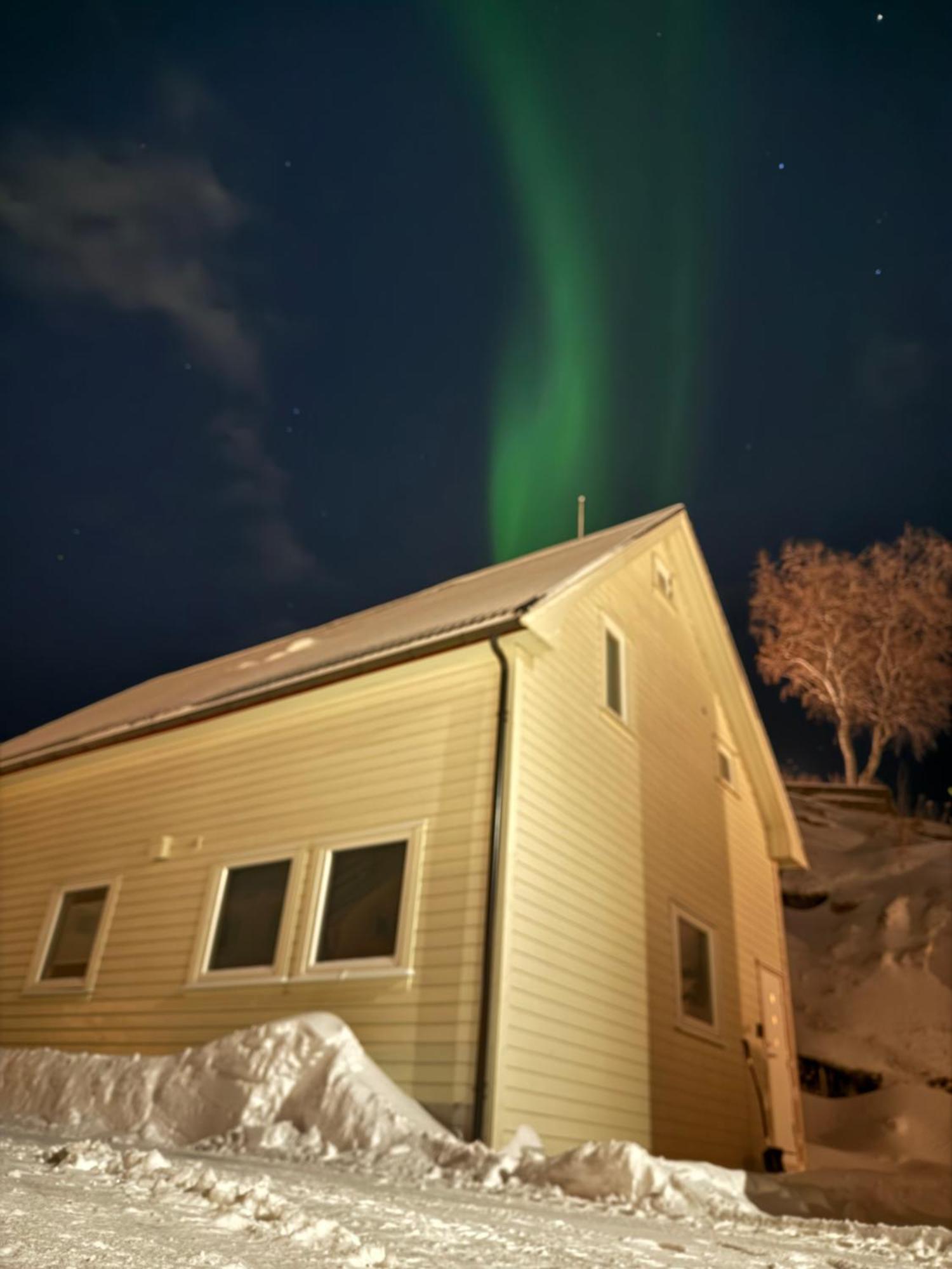 Central Apartment In Svolvær Dış mekan fotoğraf